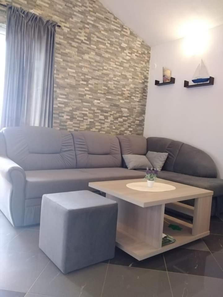 Apartmani Ivankovic كارلوباغ الغرفة الصورة